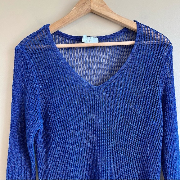 EILEEN FISHER v-neck sweater size small asymmetrical hemline with split - Picture 2 of 6